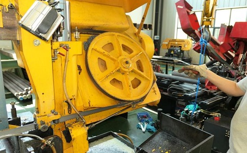 如何解决开阳卧式金属带锯床切削时出现的断带现象？